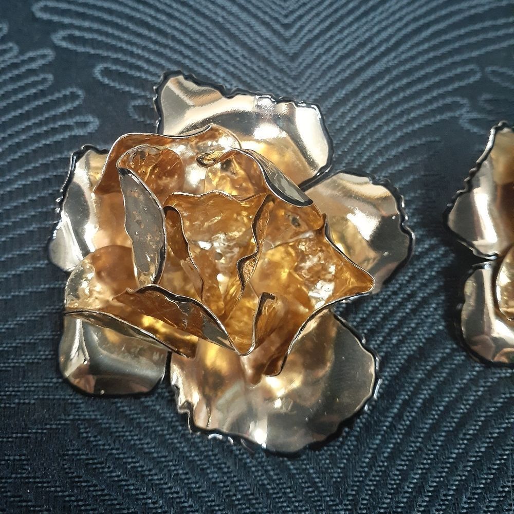 NWOT Zara GoldFlower Statement Earrings - Picture 10 of 14